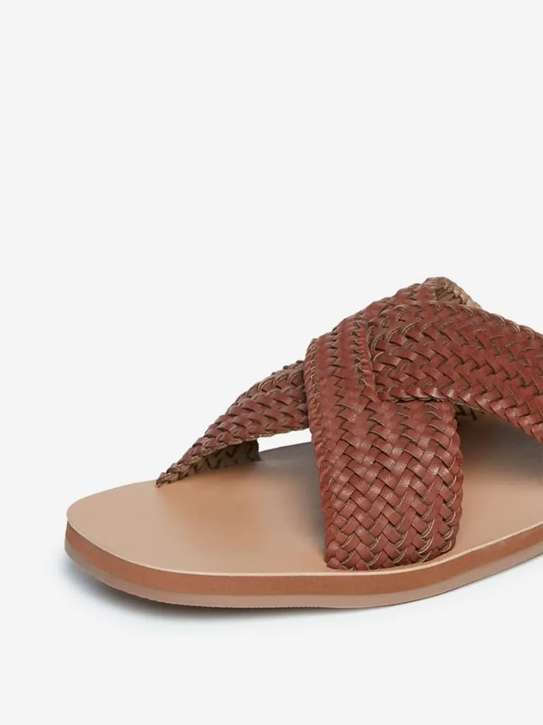 LUNA BLU Tan Weave Pattern Sandals