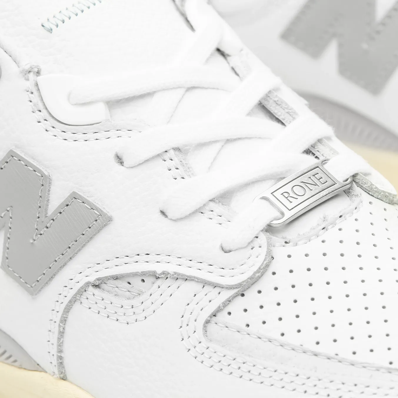 NEW BALANCE X RONE TIAGO 1010 WHITE/LIGHT GREY