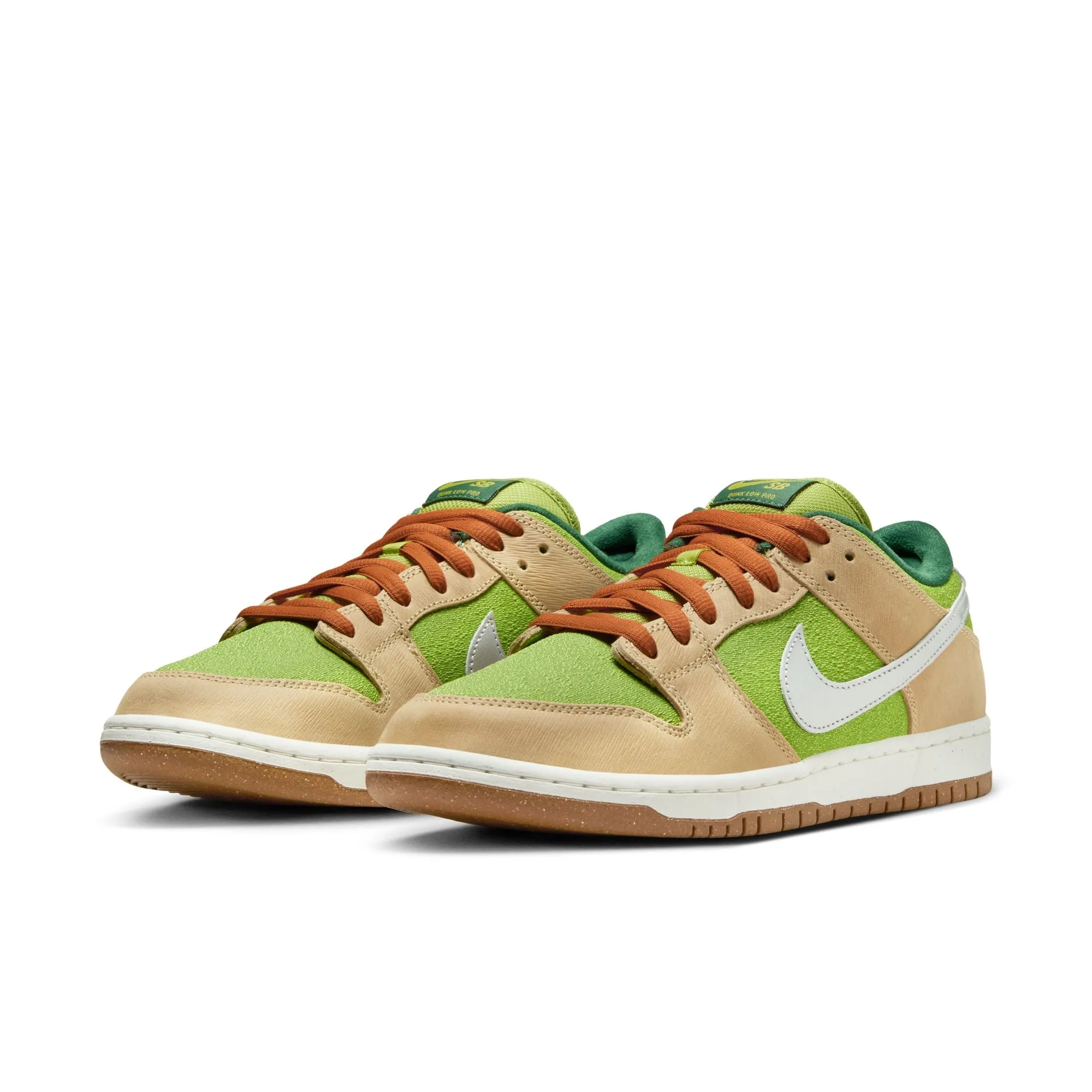 NIKE SB DUNK LOW PRO WC "ESCARGOT" SESAME / METALLIC SILVER-PEAR