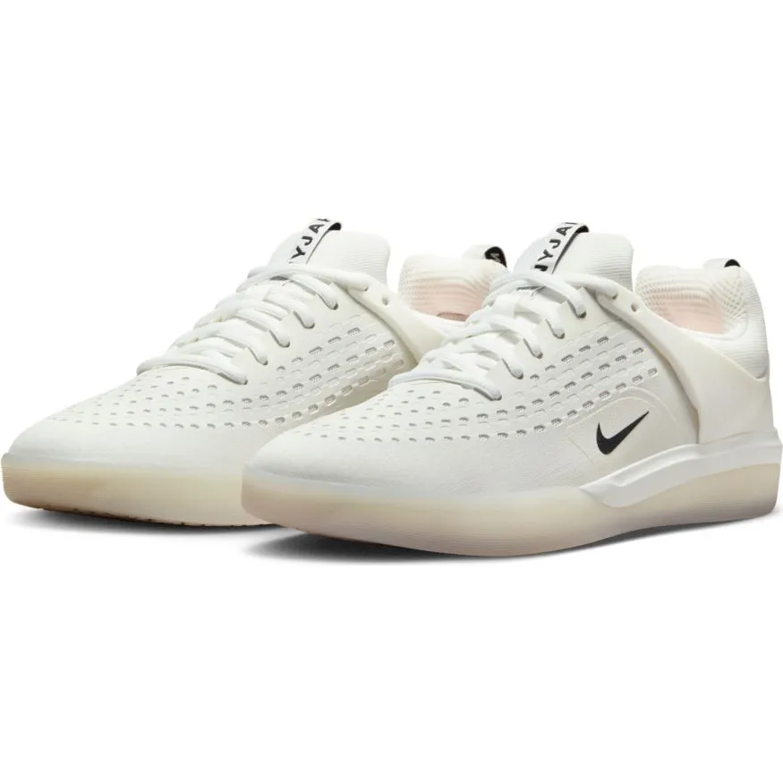 Nyjah 3 (White/Black-Summit White-Hyper Pink)