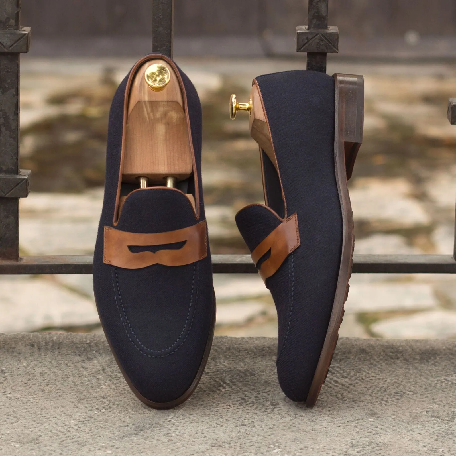 S128 Midnight Loafer