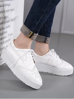 Trendy Faux Leather Wingtip Tie Up Platform Shoes